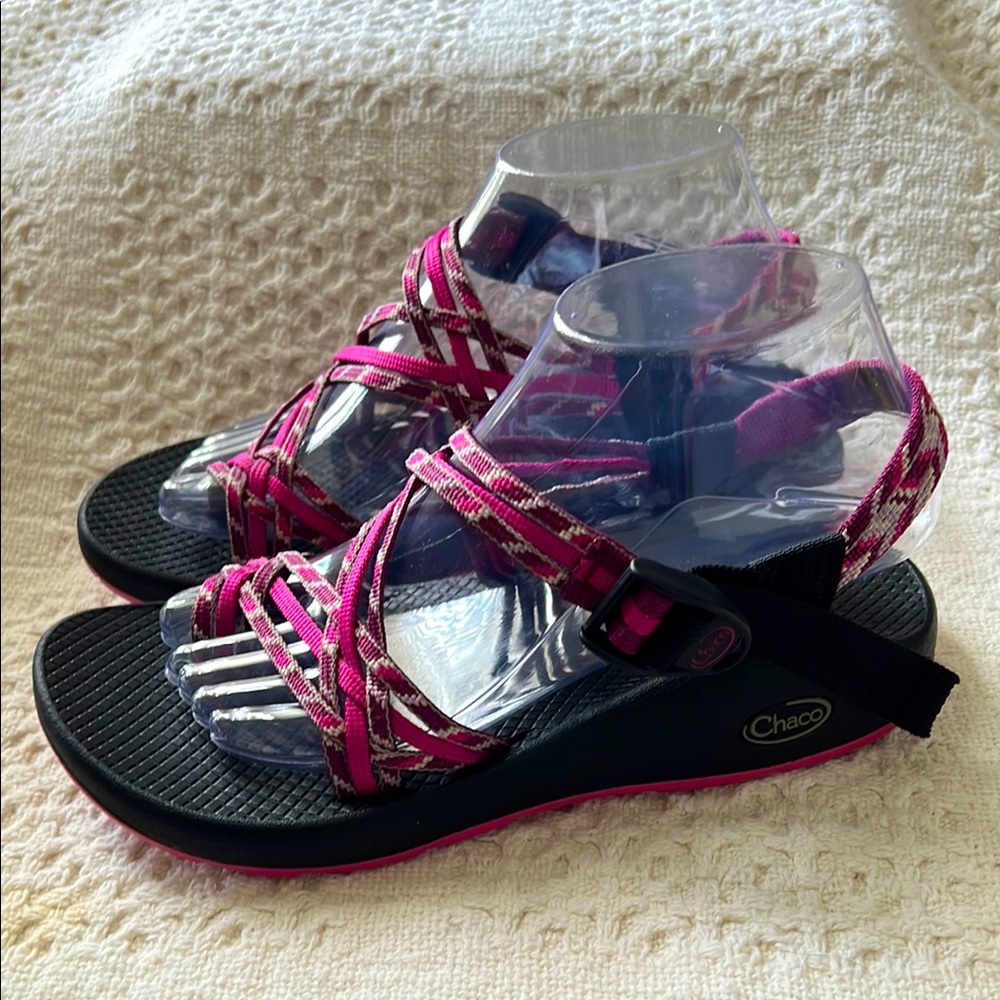 Chaco  /Vibram women sandals size 8